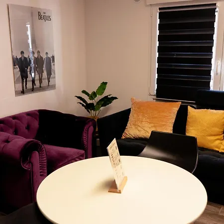 Cinema Prive A Avec Ecran Xxl Et Son Immersif *